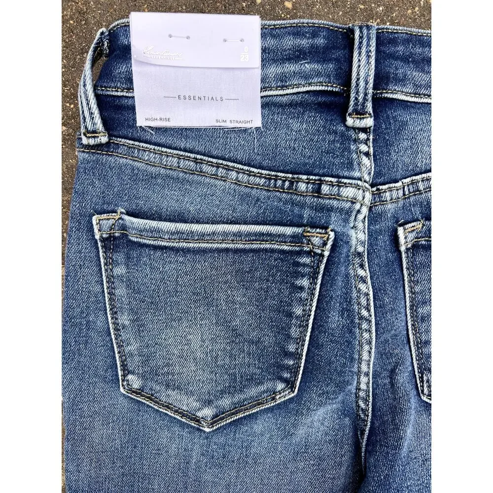 NWT Kancan high rise slim straight jeans size 0/23 x30